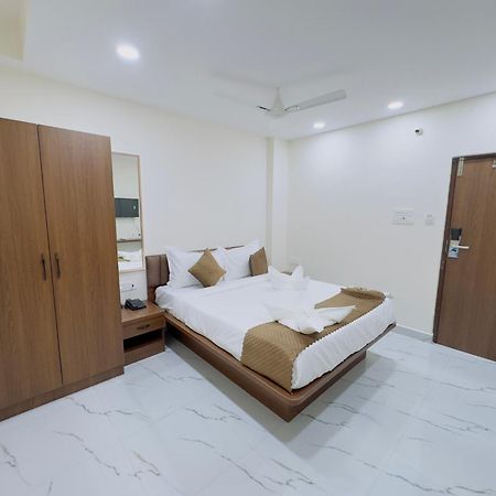 Hotel Apex Inn Hyderabad Airport エクステリア 写真