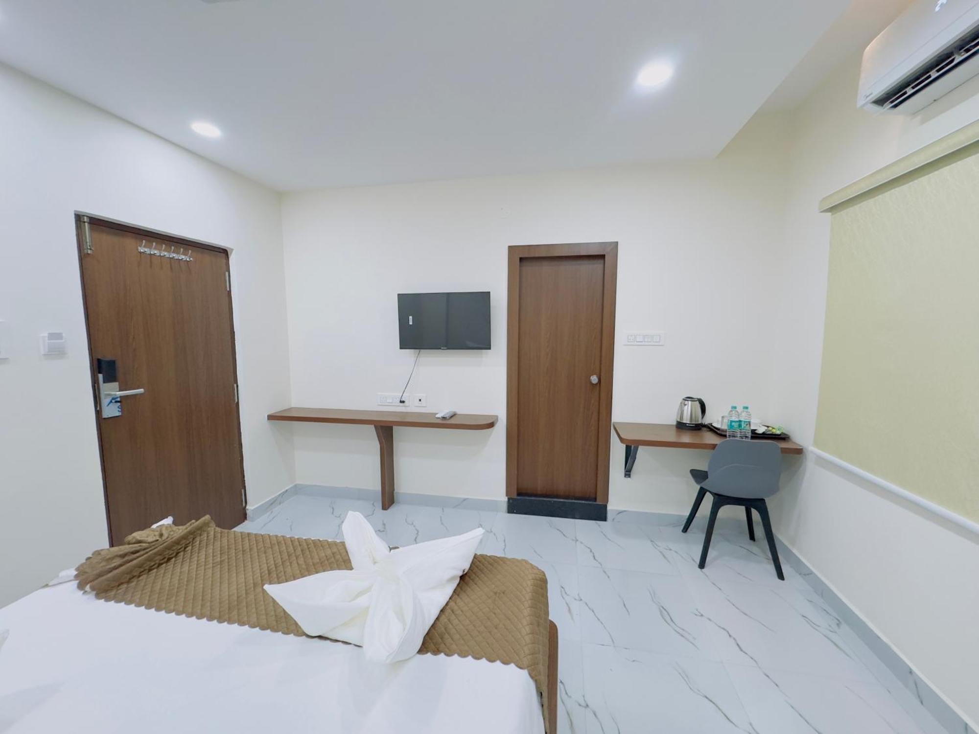 Hotel Apex Inn Hyderabad Airport エクステリア 写真