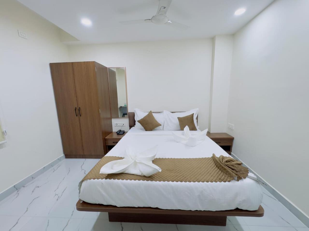 Hotel Apex Inn Hyderabad Airport エクステリア 写真